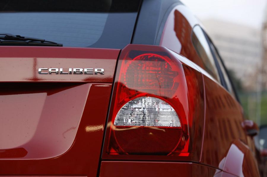  Dodge Caliber Heat 2011 года  (фото 24 из 29)